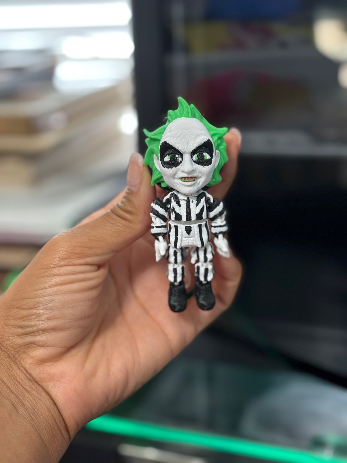 SPOOKY CHARACTER BADGE REELS