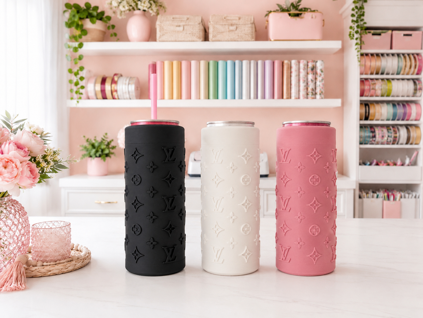 Designer can holder 2 styles available