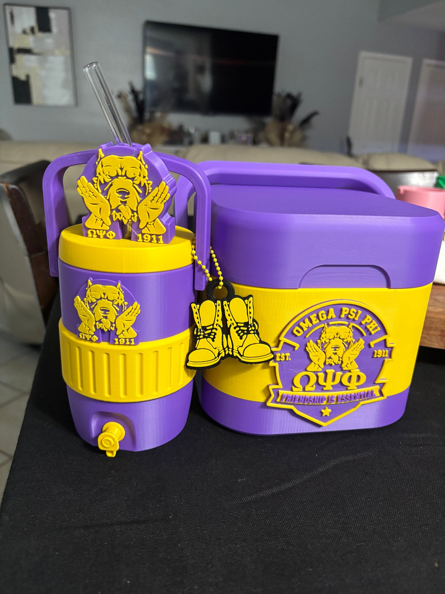 Q-Dog omega set presale for OCTOBER!!! Won’t begin until then